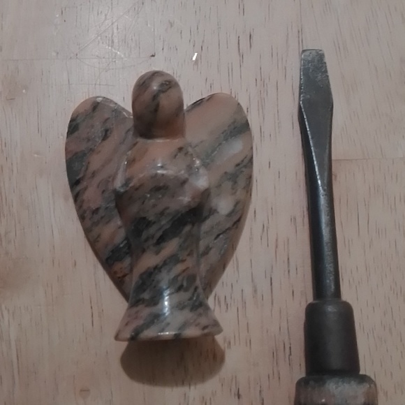 4' Tiger Skin Jasper Angel - Picture 4 of 4
